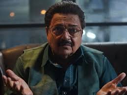 How Rakesh Bedi is milking his Dhurandhar 2 fame with one viral ad after another.