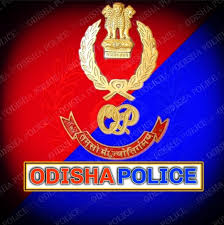 Two people were detained after a police constable in Odisha was viciously attacked in broad daylight.