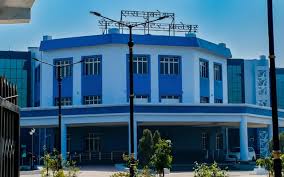 The Balasore AIIMS satellite center still lacks comprehensive healthcare services four years after it opened.