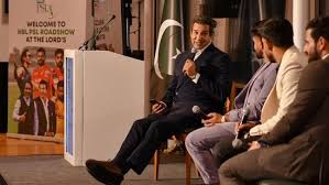 In front of Babar Azam and Mohsin Naqvi, Wasim Akram makes a pointless jab at the IPL, saying, 