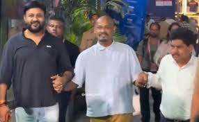 During the 2026 Indian Premier League, Vinod Kambli returned to Wankhede Stadium. 
