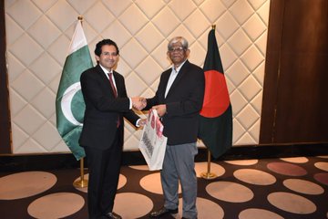 After 20 years, Bangladesh and Pakistan resume economic negotiations, with Islamabad focussing on jute imports.