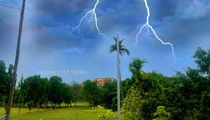 IMD issues an orange warning for districts in Odisha due to a thunderstorm that will lower the temperature.