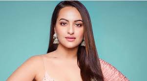 Sonakshi Sinha claims that despite its mediocre box office receipts, Lootera is ageless even after 12 years.