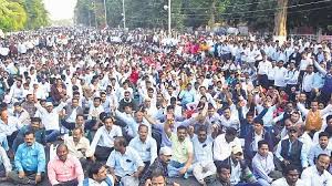 Odisha primary teachers stop their protest after being assured of talks with the administration, ending the deadlock.