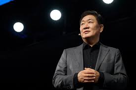 Han Jong-hee, 63, co-CEO of Samsung Electronics, dies of a heart attack