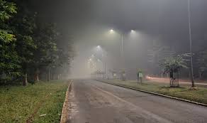 Rourkela is engulfed in dense fog, making it difficult to move early in the morning.
