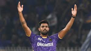 IPL2025: As SRH scores 278 for 3, century-maker Klaasen and Head thrash KKR bowlers.