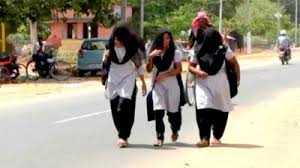After a brief break, an intense heatwave returns to Odisha, with 11 locations above 40 degrees Celsius.