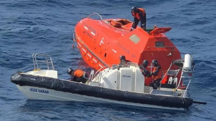 Two Chinese vessels join the hunt for an abandoned lifeboat and emergency beacon discovered in the Bay of Bengal