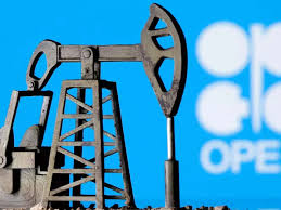 Oil spills over geopolitics as the UAE leaves OPEC when the cartel is broken.