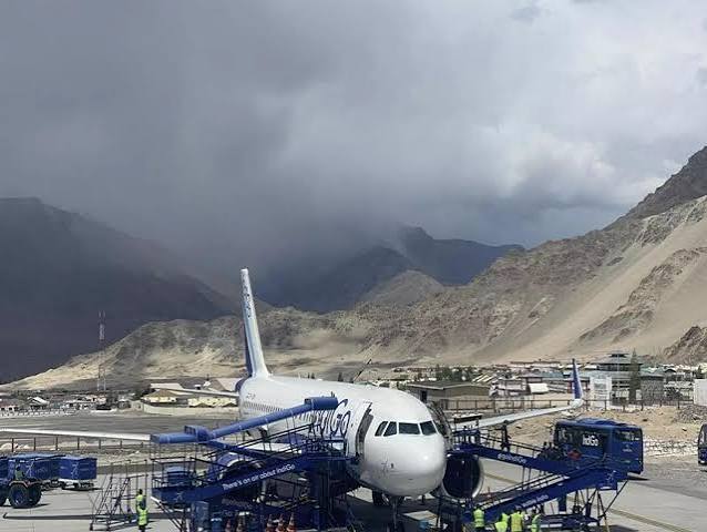 LG examines the operationalization of commercial flights from Ladakhs Thoise and Kargil airports